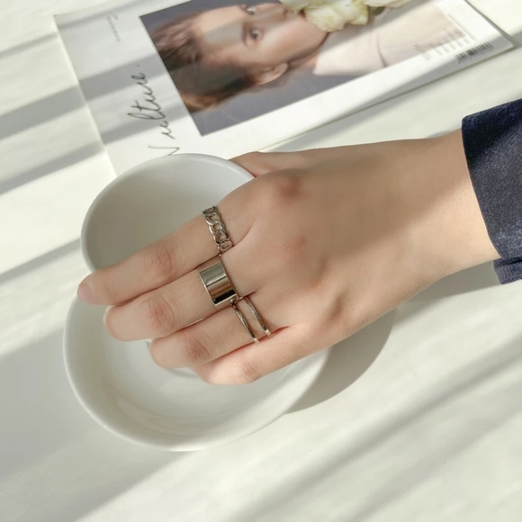 ๐โจ Silver Ring Set - Picture 5 of 7